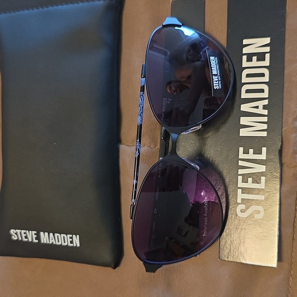 🆕️Steve Madden Purple Aviator Sunglasses